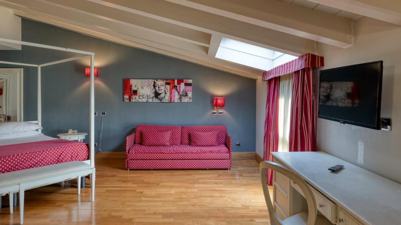 Hotel Fiera Di 4*