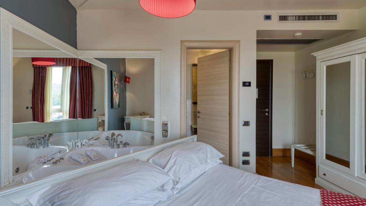 Hotel Fiera Di 4*