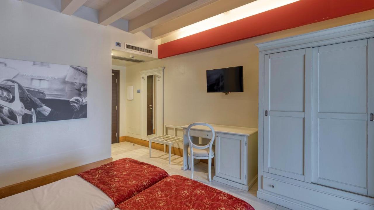 Hotel Fiera Di 4*